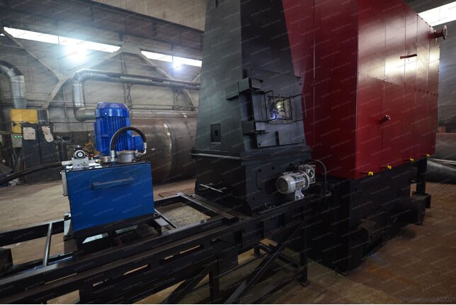 Питатель плунжерный котла 0.2 МВт на опилках